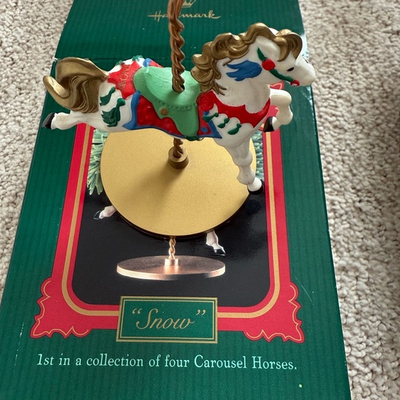 Vintage Full Set Hallmark Carousel Horses 91-94 Snow Holly Star Ginger + Boxes - Picture 10 of 14